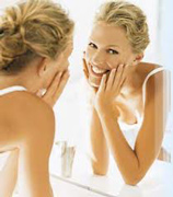 Beauty-tips-and-secrets-to-get-rejuvenate-the-skin-cleansing-image-1