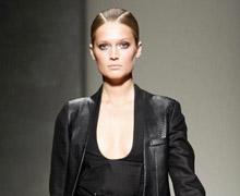 Gianfranco-Ferrè-fashion-women-new-collection-spring-summer-image-1