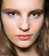 Max-Mara-new-trends-fashion-tips-beauty-with-makeup-look-8