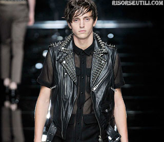 News lifestyle Burberry Prorsum Capsule Collection for Punk 2013