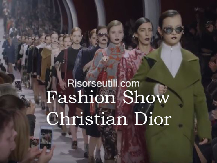 Fashion show Christian Dior fall winter 2016 2017 womenswear