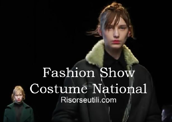 Fashion show Costume National fall winter 2016 2017 womenswear