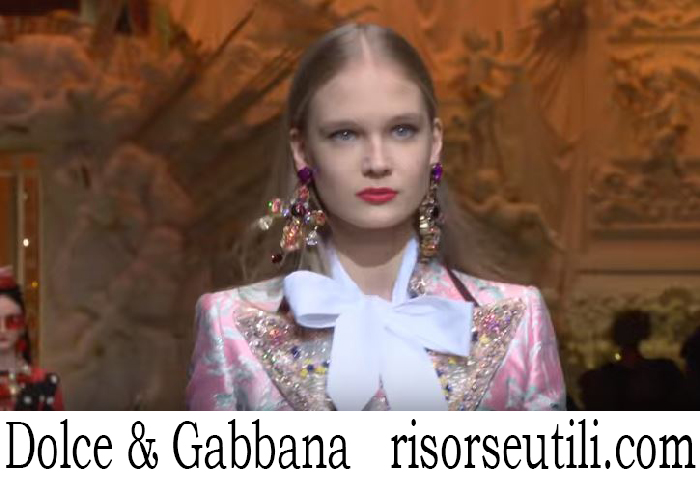 Fashion show Dolce Gabbana fall winter 2018 2019 for women