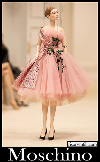 Moschino spring summer 2021 fashion collection womens 3 Moschino spring summer 2021 fashion collection womens 3