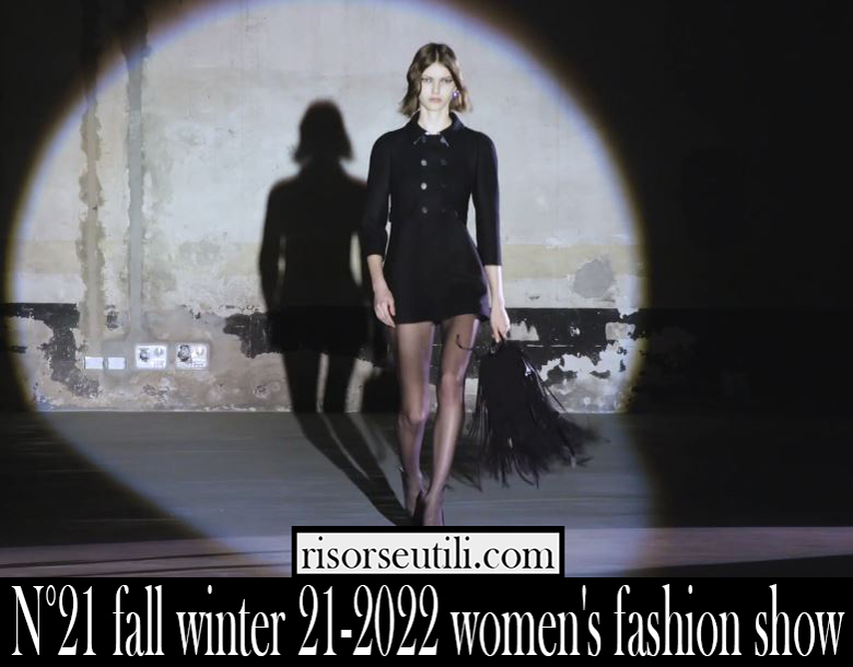 N°21 fall winter 21 2022 womens fashion show