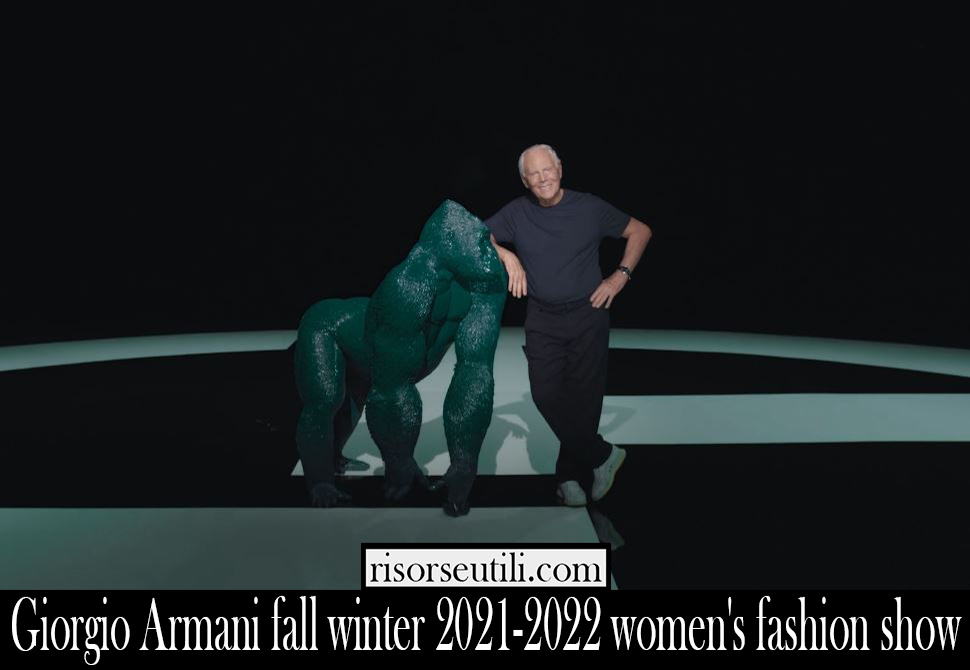 Giorgio Armani fall winter 2021 2022 womens fashion show