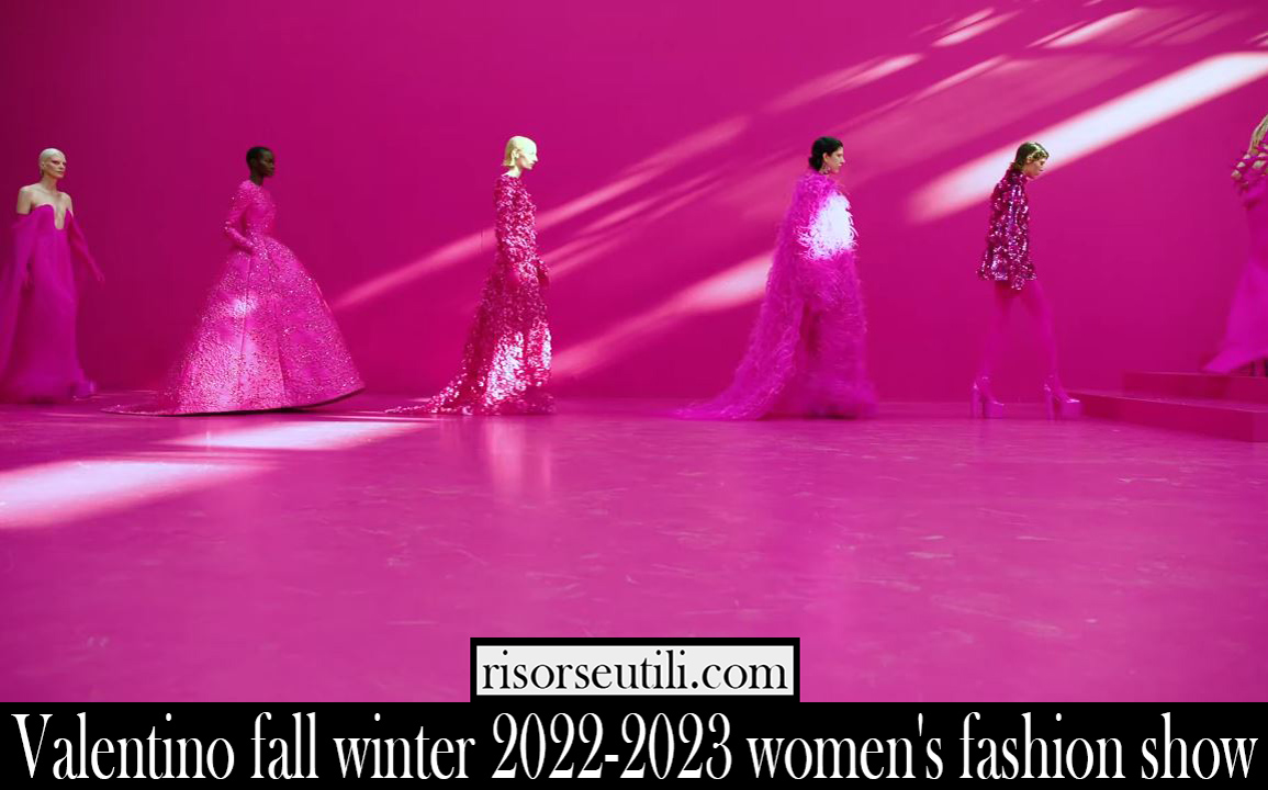 Valentino fall winter 2022 2023 womens fashion show