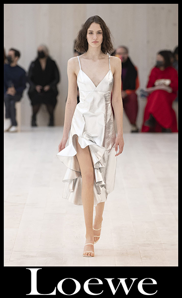 Loewe spring summer 2022 womens fashion collection 3 Loewe spring summer 2022 womens fashion collection 3