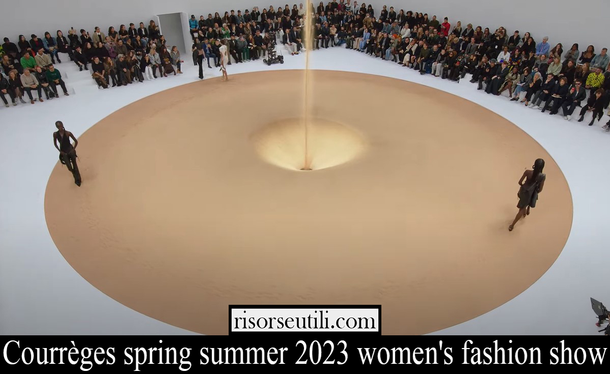 Courreges spring summer 2023 womens fashion show